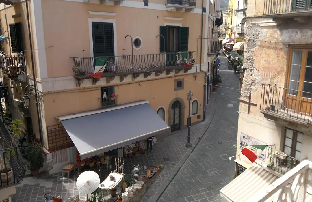 B&B Ventura-1